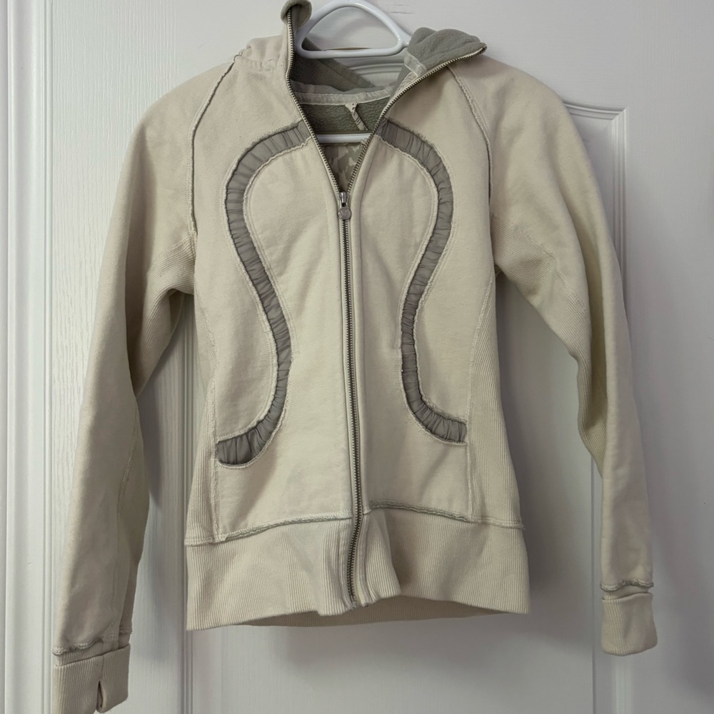 Lululemon Scuba Hoodie Size 4